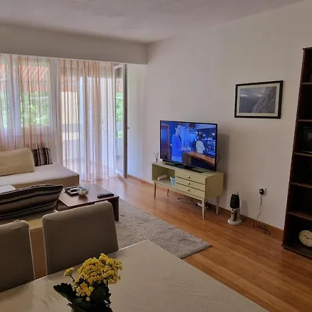 Rita Near Trstenik Beach Apartment Split