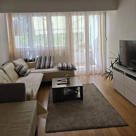 Apartment Rita Near Trstenik Split